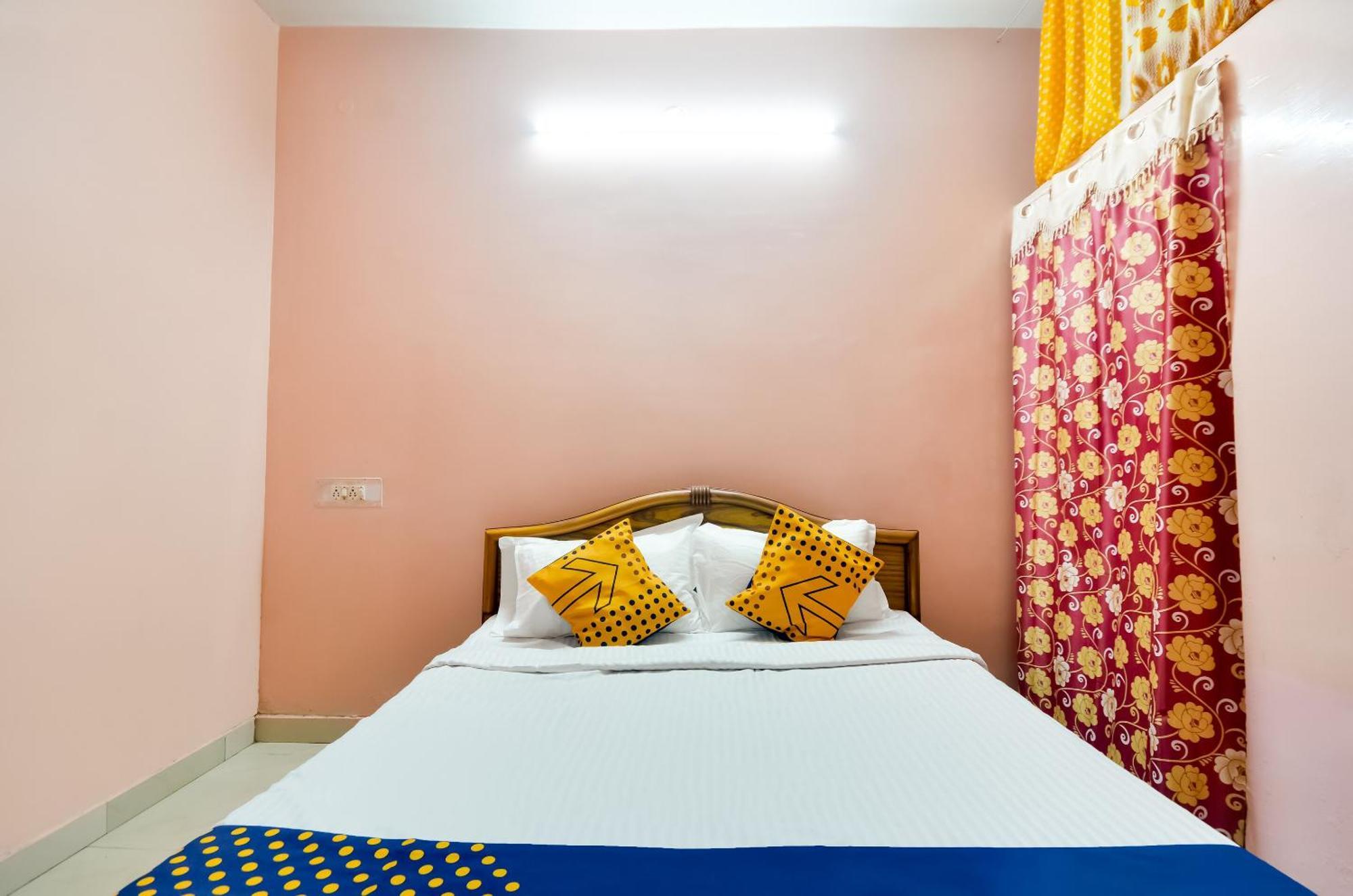 Hotel O Sri Murugan Lodge Coimbatore Eksteriør billede