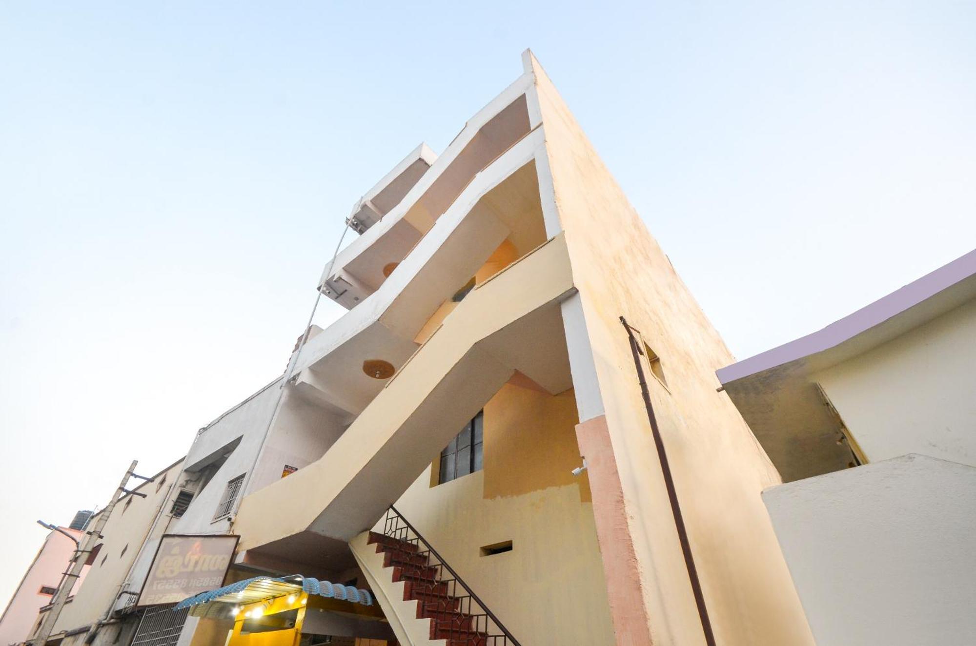Hotel O Sri Murugan Lodge Coimbatore Eksteriør billede