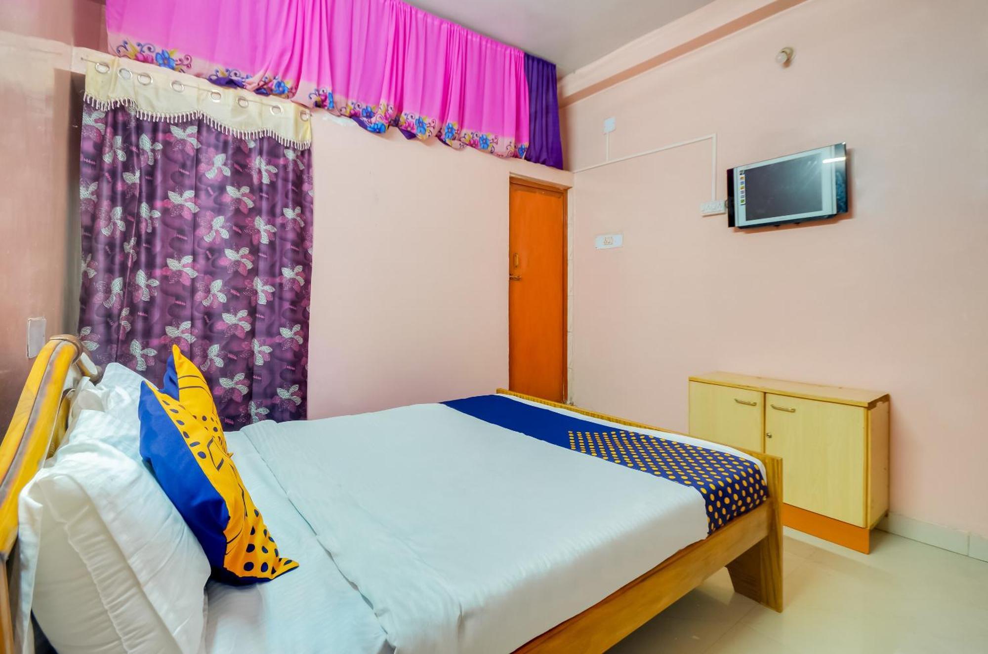 Hotel O Sri Murugan Lodge Coimbatore Eksteriør billede