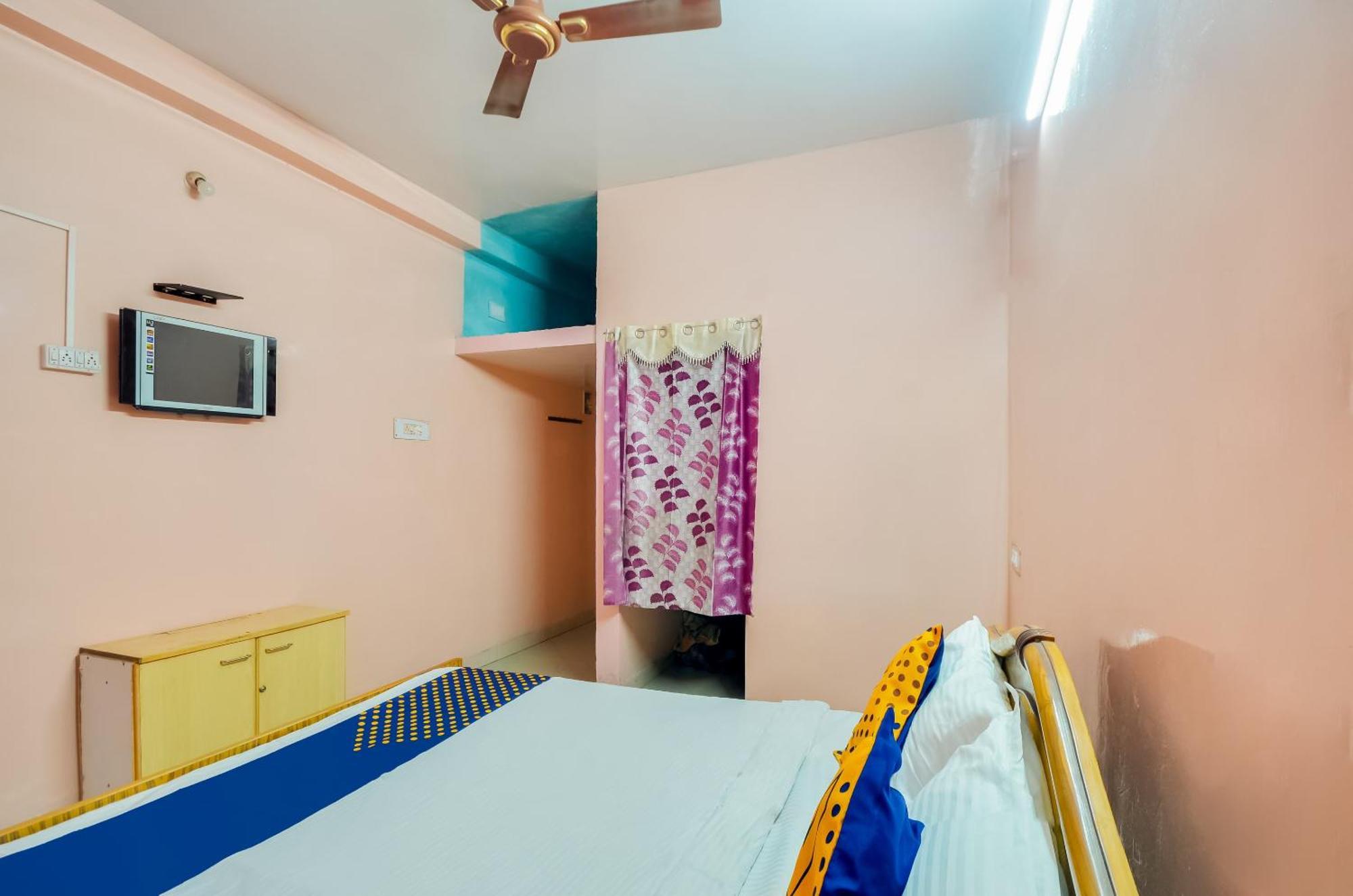 Hotel O Sri Murugan Lodge Coimbatore Eksteriør billede